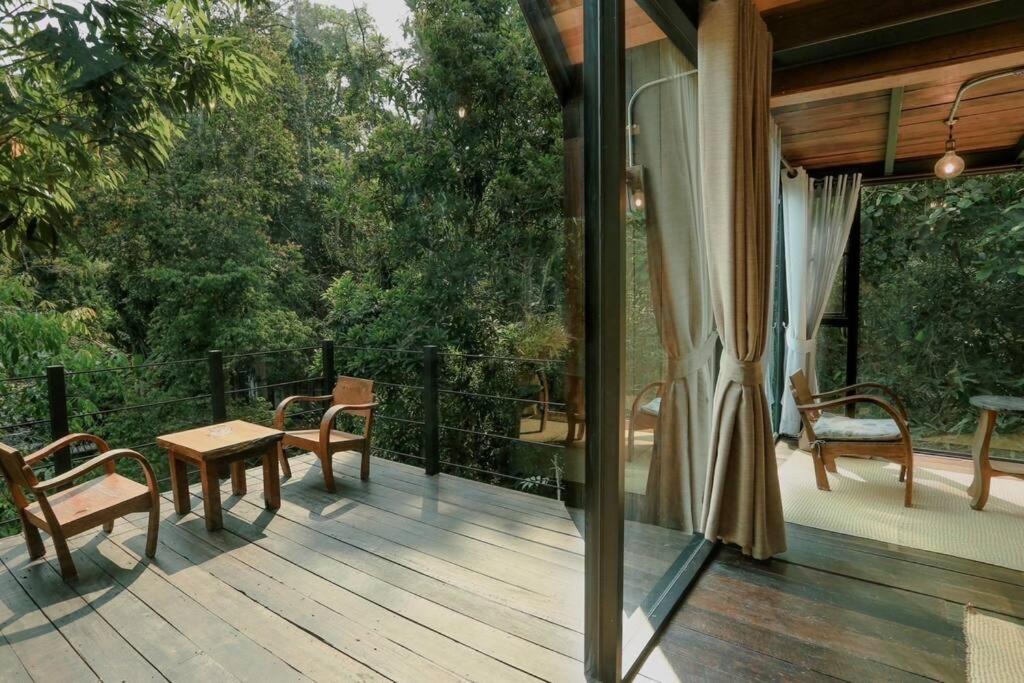 Wilderness Treehouse Villa Doi Saket Buitenkant foto